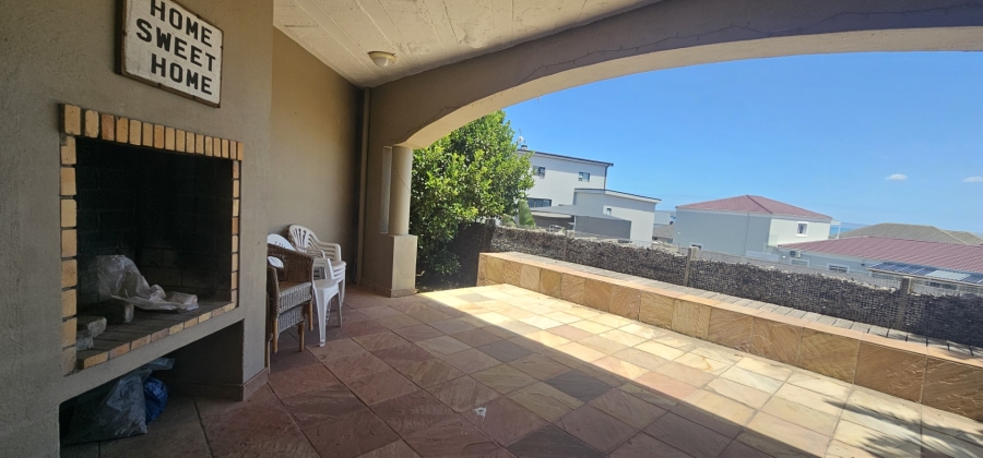 2 Bedroom Property for Sale in Myburgh Park Western Cape